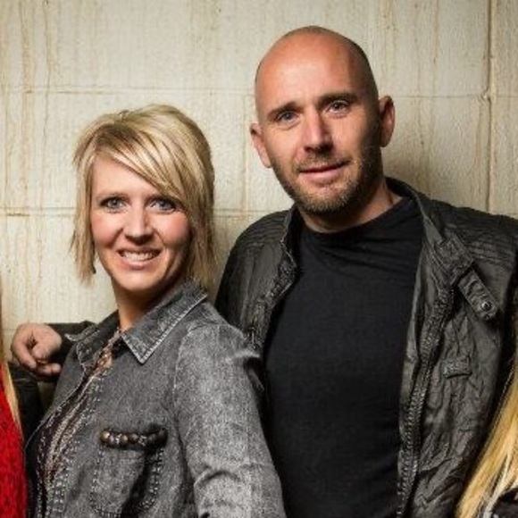 Meet your Posher, Holly - Picture 1 of 1